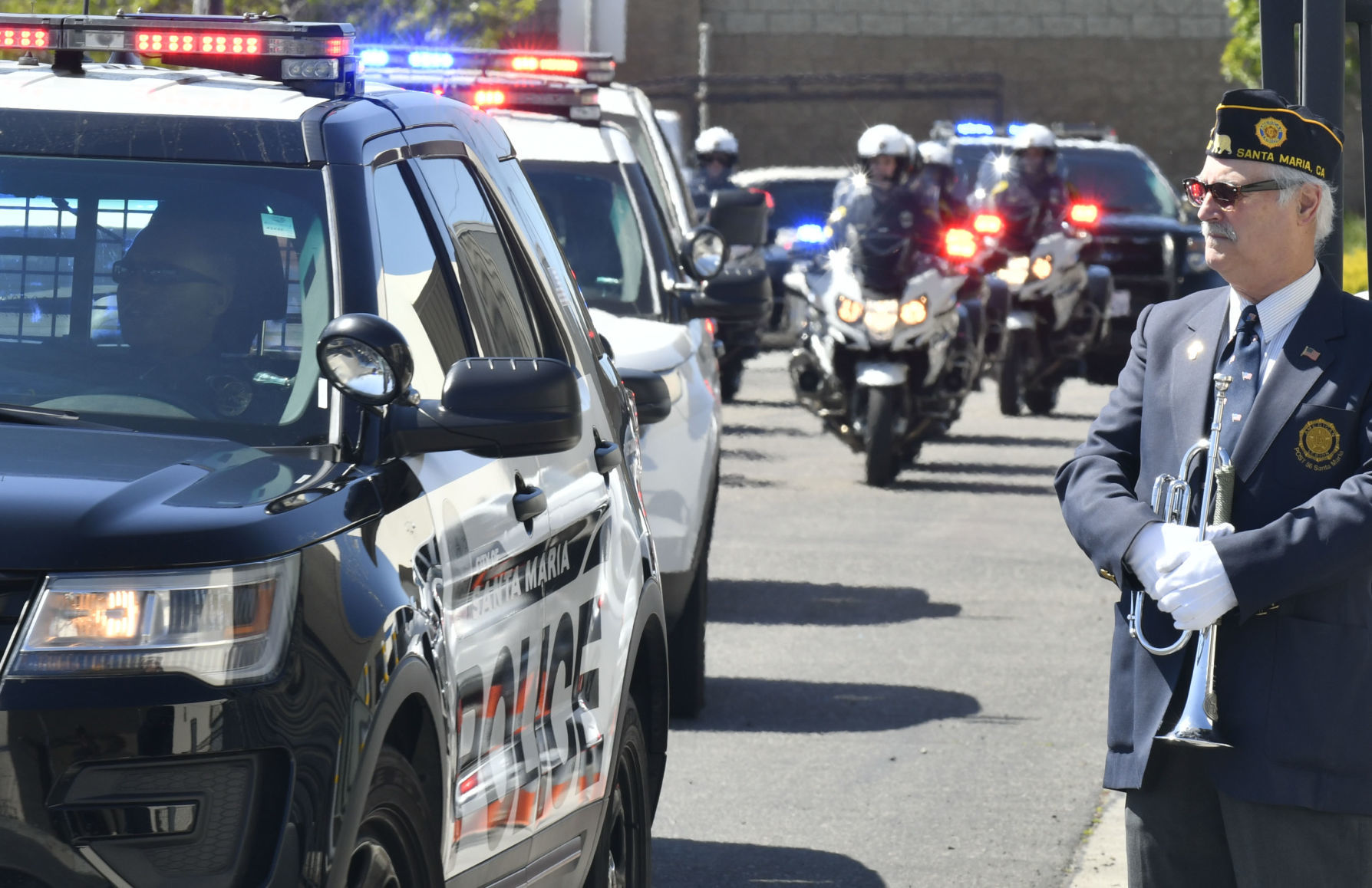 051618 Police memorial 06.jpg